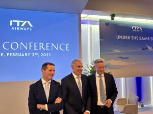 I vertici di ITA Airways e Lufthansa durante la conferenza del 3 febbraio 2025 per l’ingresso ufficiale di ITA nel Gruppo Lufthansa.